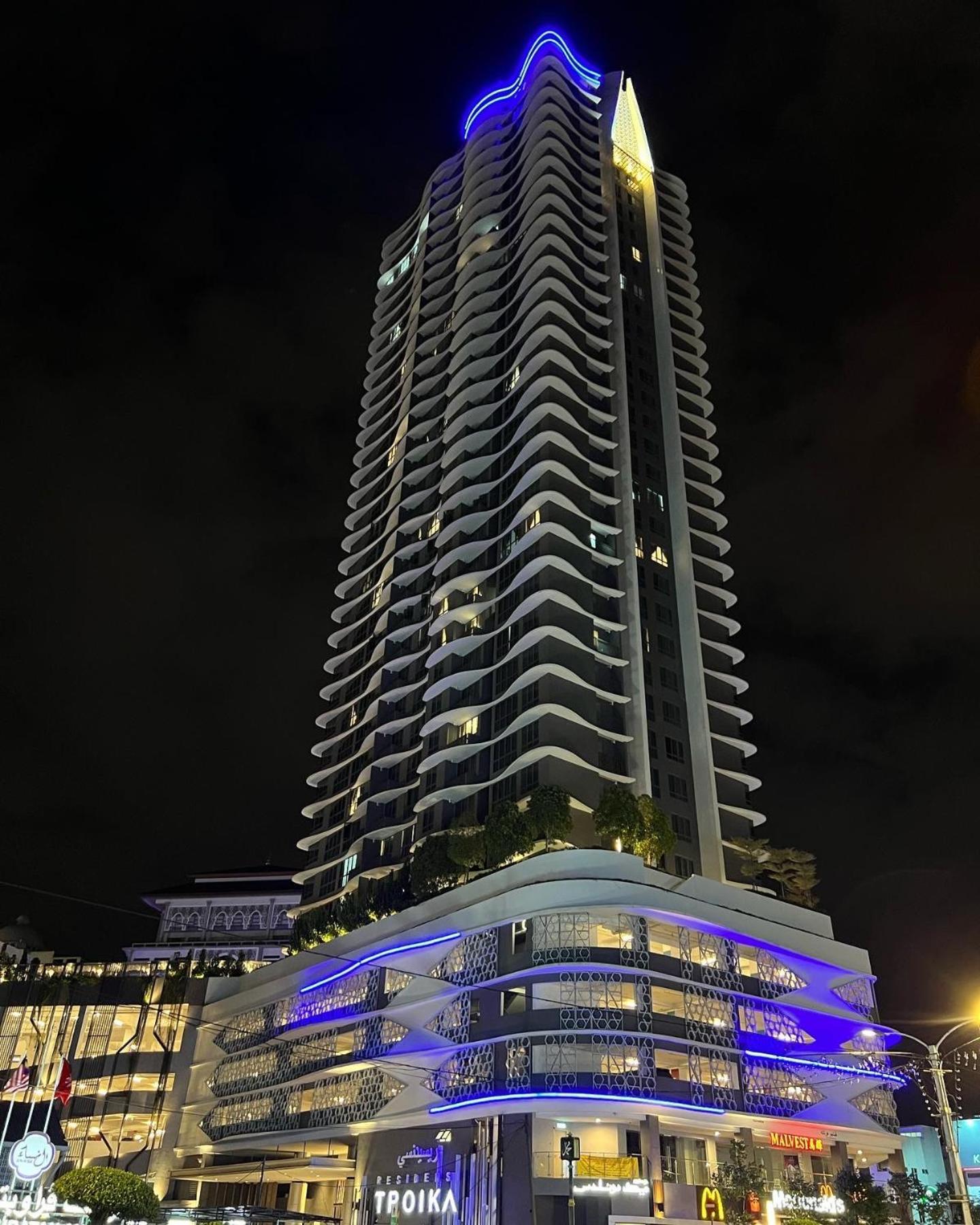 Rizz Residence Troika Kb Kota Bharu Exterior photo