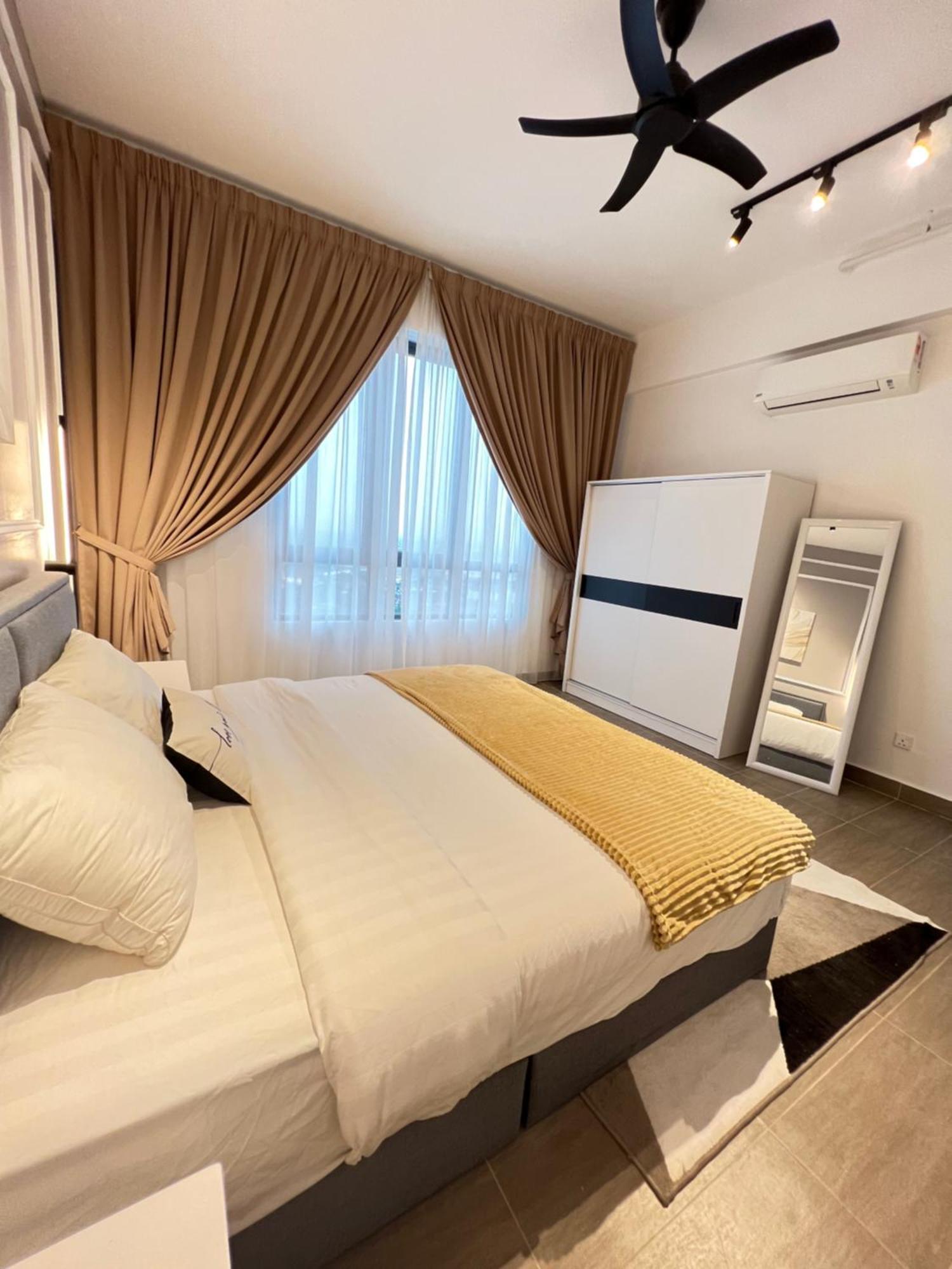 Rizz Residence Troika Kb Kota Bharu Exterior photo